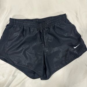 NIKE Black Athletic shorts M